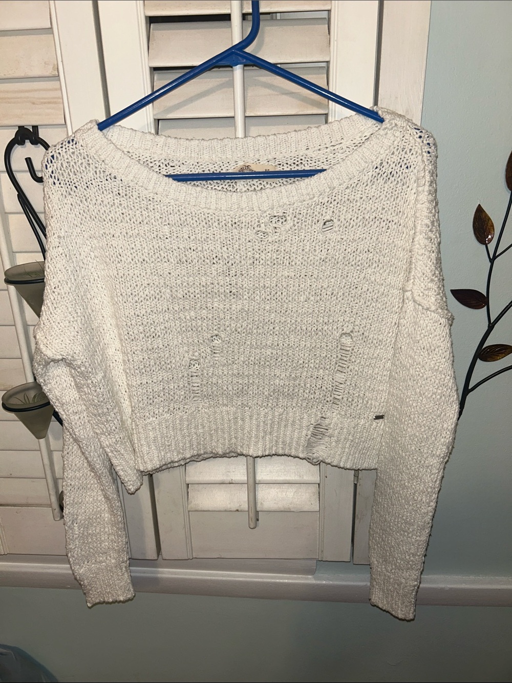 Hollister White Crew Neck Sweater Size XS